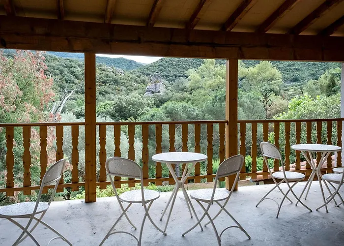 Mas Les Albas Nyaraló